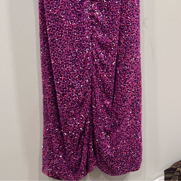 JE MATADI FUCHSIA/PURPLE PROM DRESS. SIZE: 6 - Picture 6 of 10